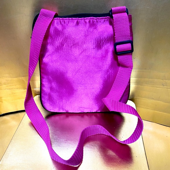 HELLO KITTY SANRIO CROSSBODY PURSE ADJUSTABLE STRAP ZIP TOP PINK/ BLACK/WHITE - Picture 9 of 13